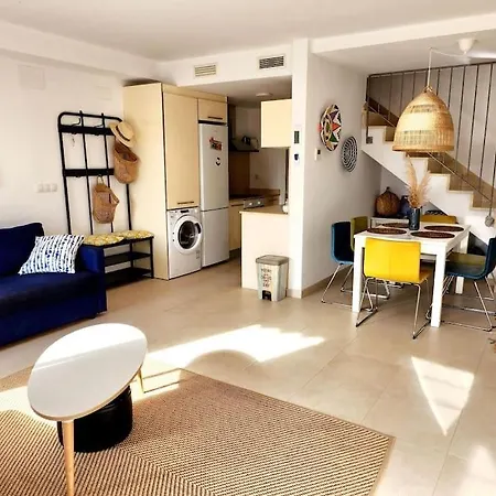 Muy Acogedor A 200m De La Playa Apartment Oliva